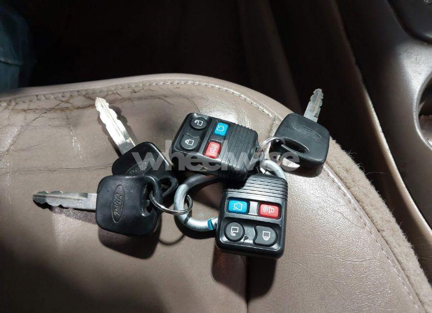 Photo 11 of 1999 Ford Expedition EDDIE BAUER/XLT (VIN 1FMRU17L4XLC15015)