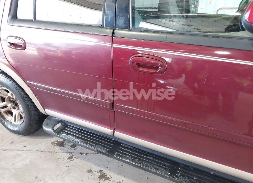 Photo 6 of 1999 Ford Expedition EDDIE BAUER/XLT (VIN 1FMRU17L4XLC15015)