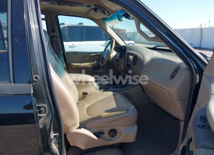 Photo 5 of 1999 Ford Expedition EDDIE BAUER/XLT (VIN 1FMRU17L4XLC15807)