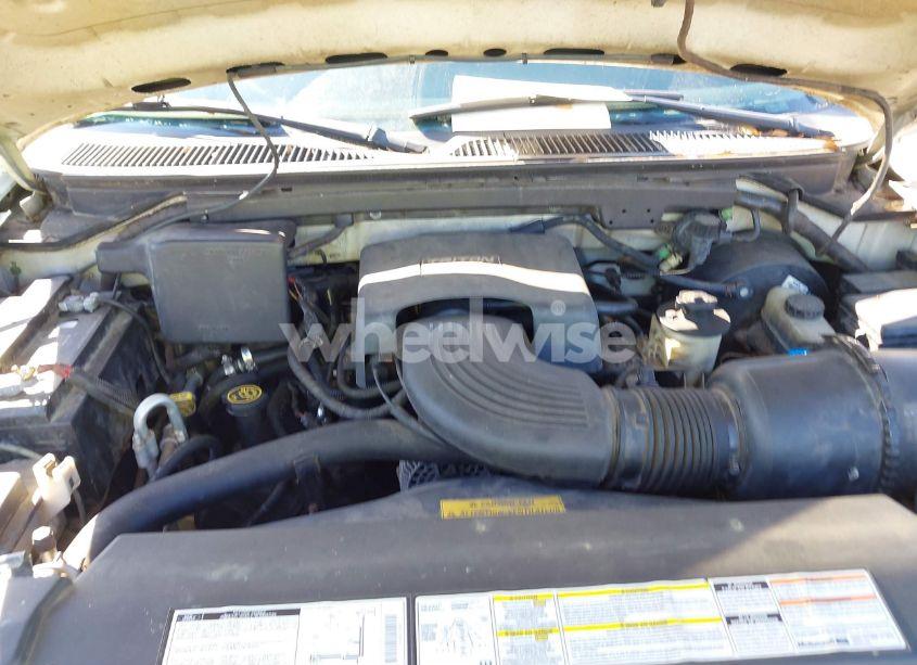 Photo 10 of 1998 Ford Expedition EDDIE BAUER/XLT (VIN 1FMRU17L5WLB25337)