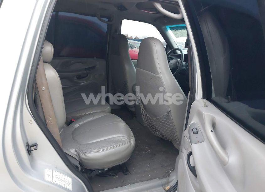 Photo 8 of 1999 Ford Expedition EDDIE BAUER/XLT (VIN 1FMRU17L5XLB78346)