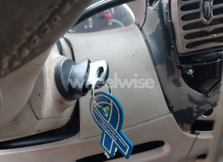 Photo 11 of 1999 Ford Expedition EDDIE BAUER/XLT (VIN 1FMRU17L6XLA61777)