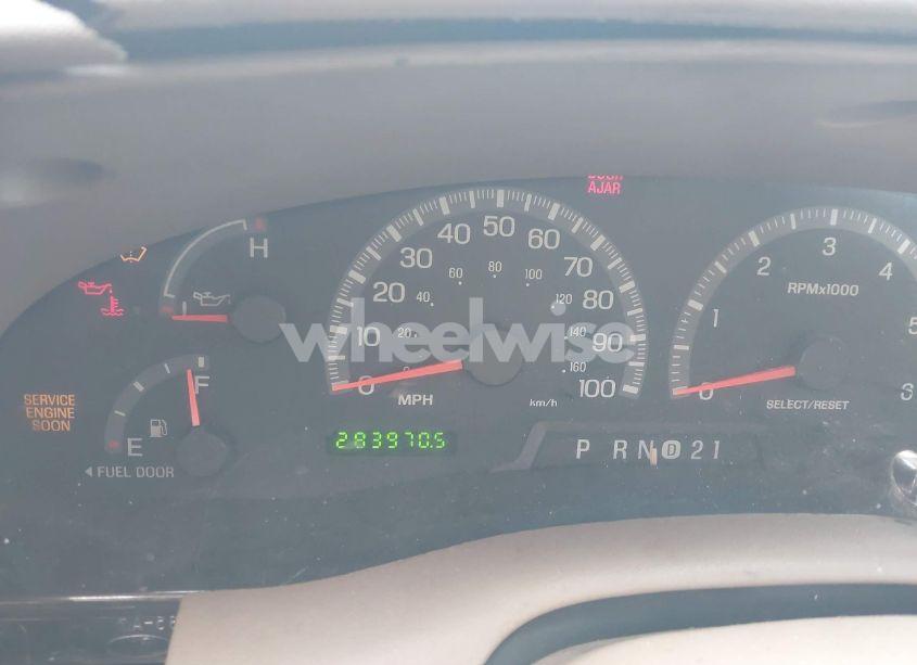 Photo 15 of 1999 Ford Expedition EDDIE BAUER/XLT (VIN 1FMRU17L6XLA61777)