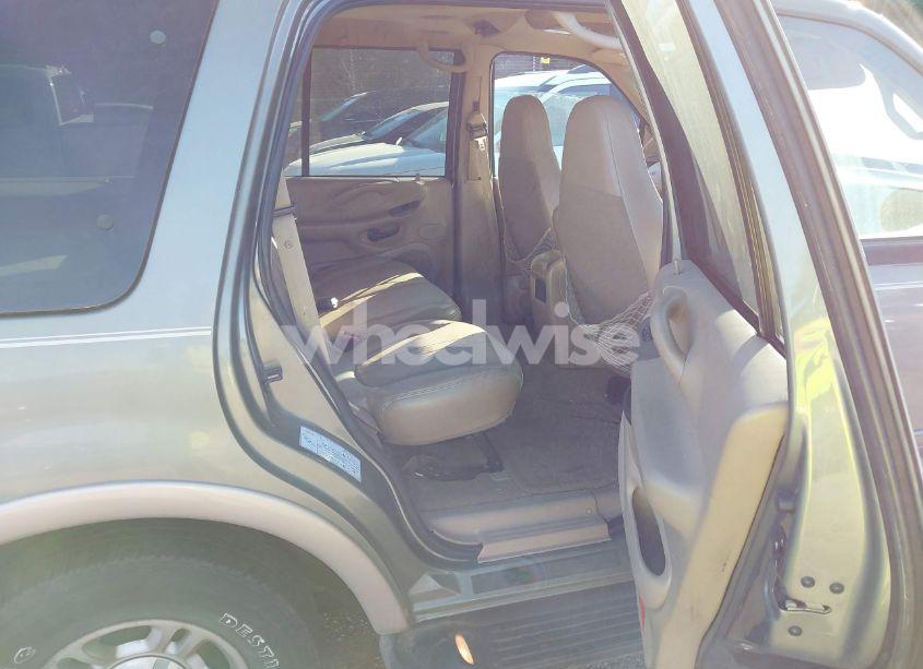 Photo 8 of 1999 Ford Expedition EDDIE BAUER/XLT (VIN 1FMRU17L6XLB70014)