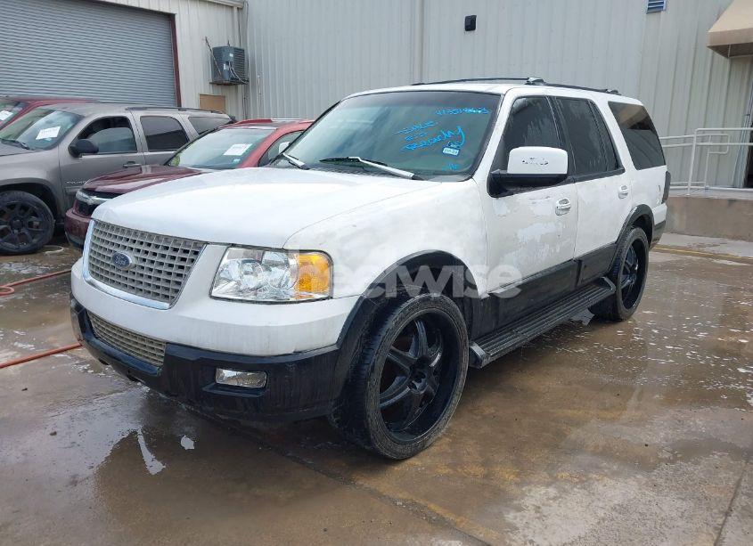 Photo 2 of 2003 Ford Expedition EDDIE BAUER (VIN 1FMRU17L73LA03932)