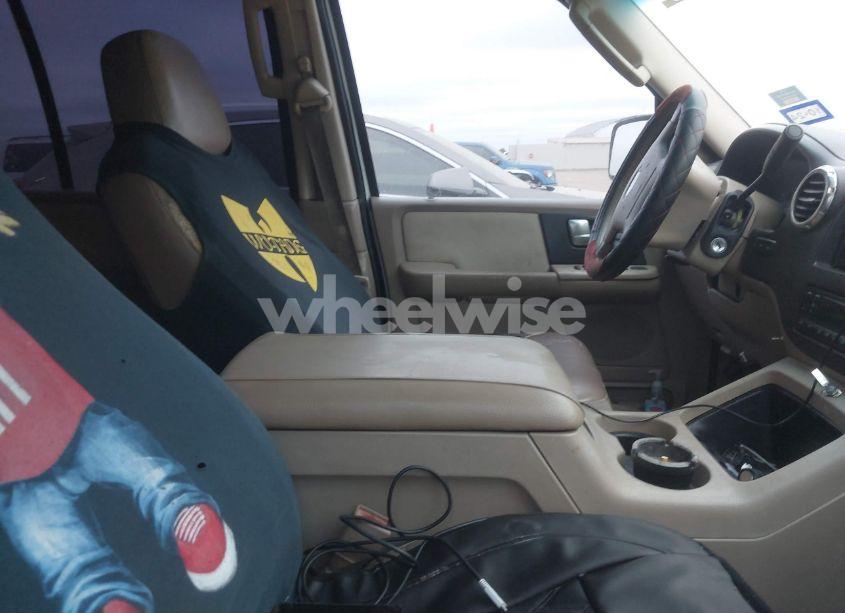 Photo 5 of 2003 Ford Expedition EDDIE BAUER (VIN 1FMRU17L73LA03932)