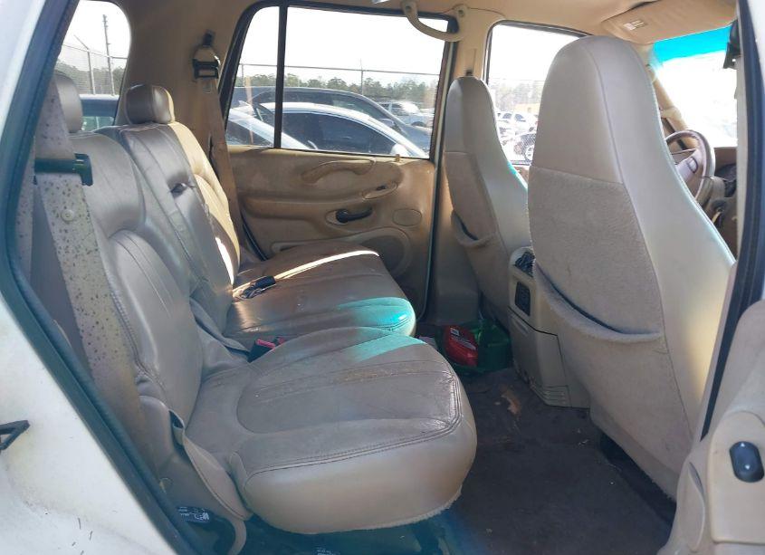 Photo 8 of 2000 Ford Expedition EDDIE BAUER (VIN 1FMRU17L7YLA28790)