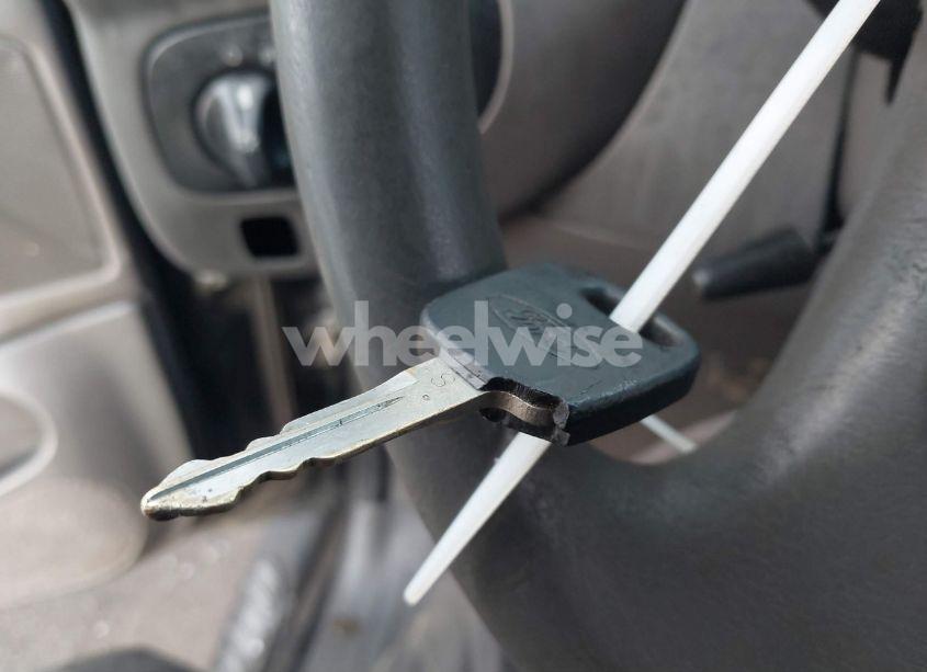 Photo 11 of 1999 Ford Expedition EDDIE BAUER/XLT (VIN 1FMRU17L9XLC48639)