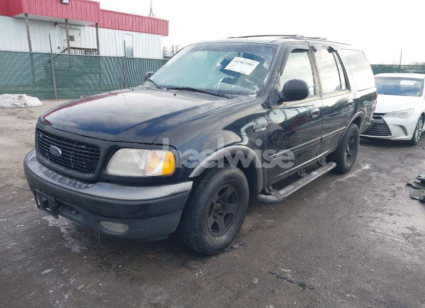 Photo 2 of 1999 Ford Expedition EDDIE BAUER/XLT (VIN 1FMRU17L9XLC48639)