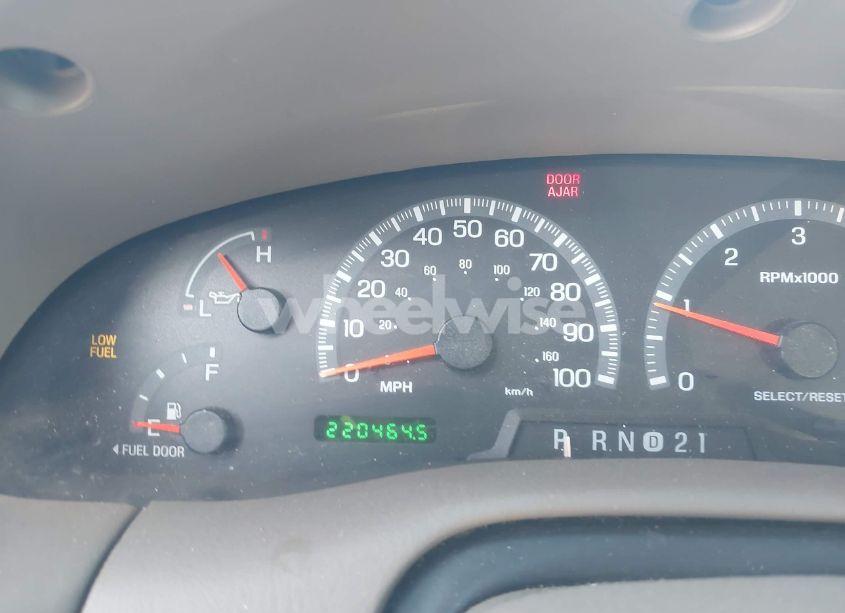 Photo 7 of 2000 Ford Expedition EDDIE BAUER (VIN 1FMRU17LXYLC30748)