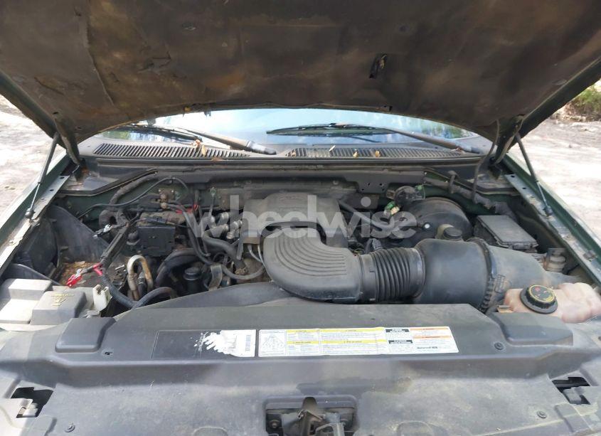 Photo 10 of 2001 Ford Expedition EDDIE BAUER (VIN 1FMRU17W11LA02654)