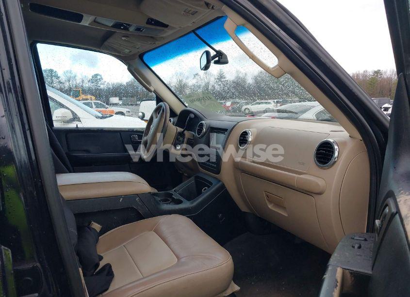 Photo 5 of 2003 Ford Expedition EDDIE BAUER (VIN 1FMRU17W23LB73139)