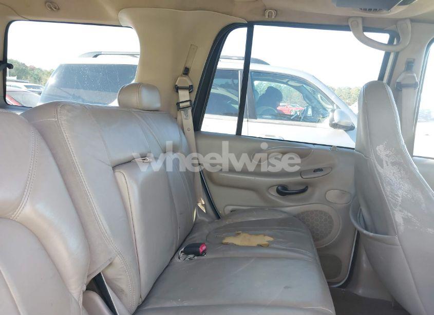 Photo 8 of 2001 Ford Expedition EDDIE BAUER (VIN 1FMRU17W31LA78084)