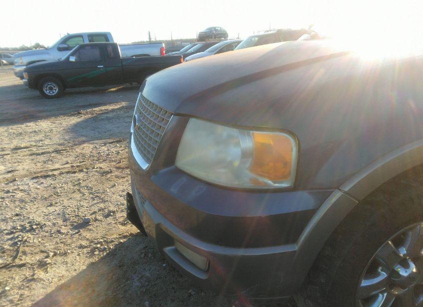 Photo 6 of 2003 Ford Expedition EDDIE BAUER (VIN 1FMRU17W43LB44211)