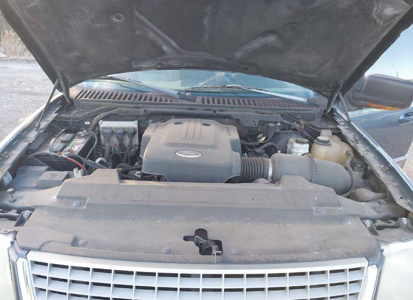 Photo 10 of 2004 Ford Expedition EDDIE BAUER (VIN 1FMRU17W54LA26363)