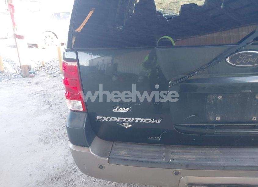 Photo 13 of 2004 Ford Expedition EDDIE BAUER (VIN 1FMRU17W54LA91939)