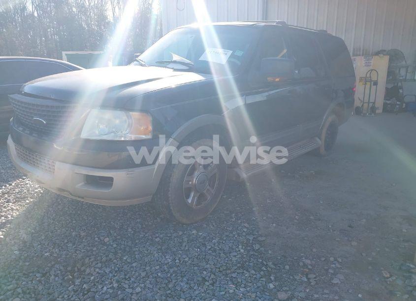 Photo 2 of 2004 Ford Expedition EDDIE BAUER (VIN 1FMRU17W54LA91939)