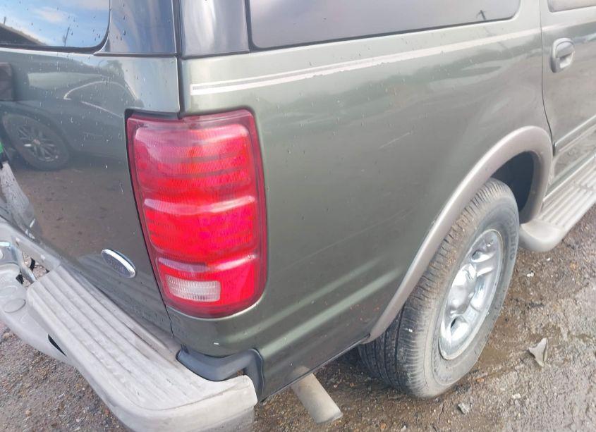 Photo 12 of 2001 Ford Expedition EDDIE BAUER (VIN 1FMRU17W91LA96511)