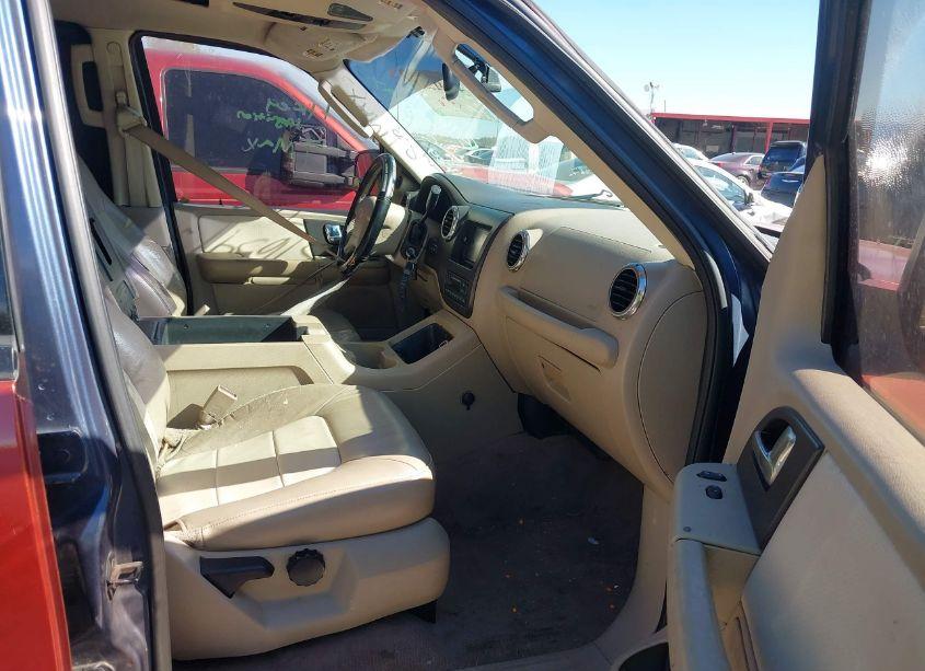 Photo 5 of 2004 Ford Expedition EDDIE BAUER (VIN 1FMRU17WX4LB76341)