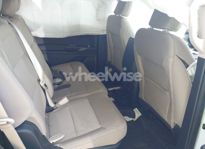 Photo 8 of 2023 Ford Explorer (VIN 1FMSK7BH1PGB27187)