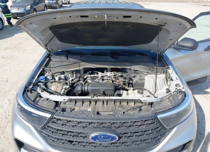 Photo 10 of 2023 Ford Explorer (VIN 1FMSK7BH2PGA34761)