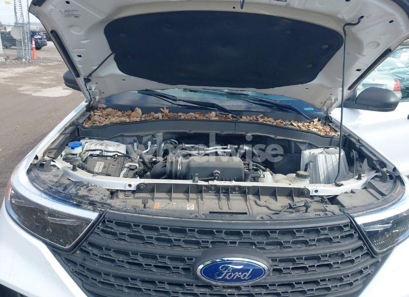 Photo 10 of 2021 Ford Explorer (VIN 1FMSK7BH4MGA30111)