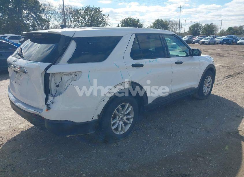 Photo 4 of 2021 Ford Explorer (VIN 1FMSK7BH4MGA30111)