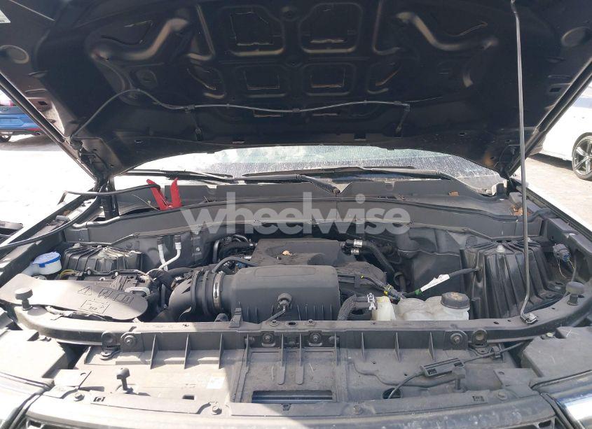 Photo 10 of 2020 Ford Explorer (VIN 1FMSK7BHXLGC56877)