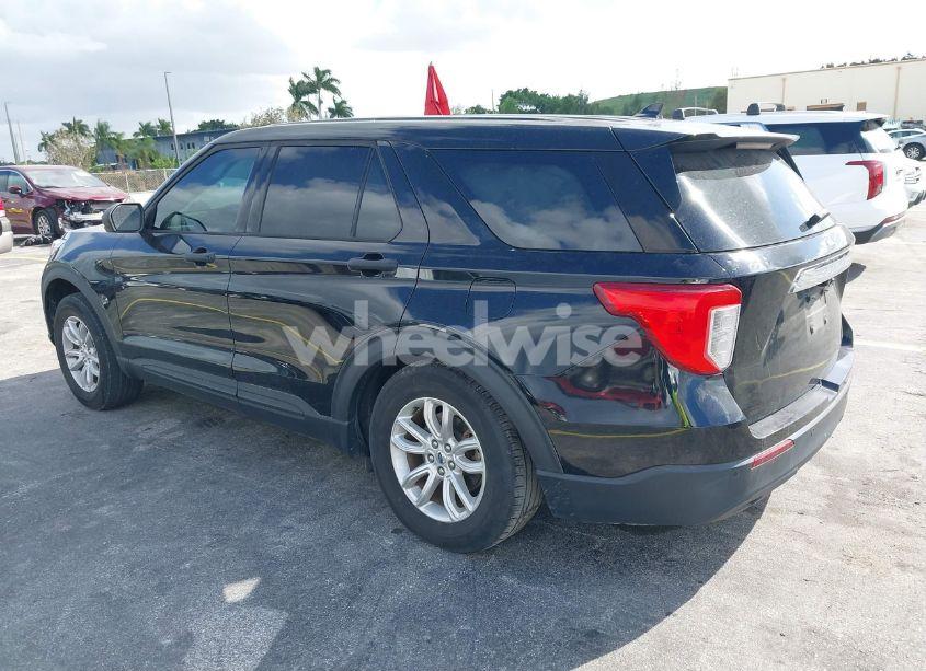 Photo 3 of 2020 Ford Explorer (VIN 1FMSK7BHXLGC56877)