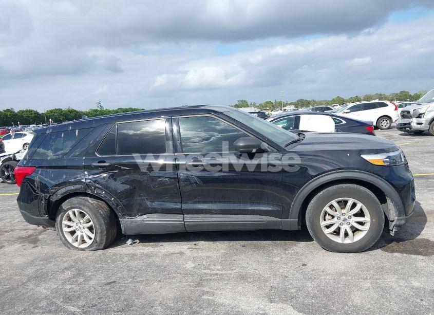 Photo 6 of 2020 Ford Explorer (VIN 1FMSK7BHXLGC56877)