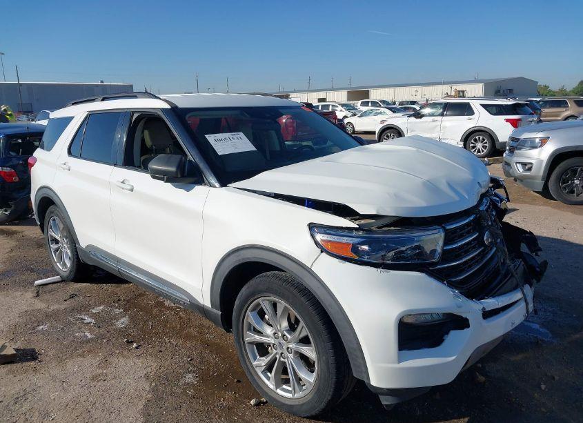 2020 Ford Explorer XLT (VIN 1FMSK7DH0LGD16145) main photo