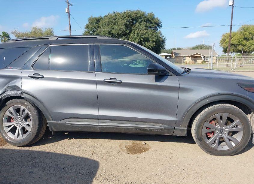 Photo 13 of 2021 Ford Explorer XLT (VIN 1FMSK7DH0MGB43793)