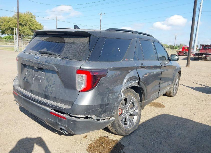 Photo 6 of 2021 Ford Explorer XLT (VIN 1FMSK7DH0MGB43793)