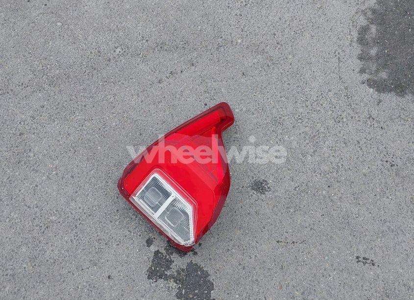 Photo 12 of 2021 Ford Explorer XLT (VIN 1FMSK7DH0MGB78737)