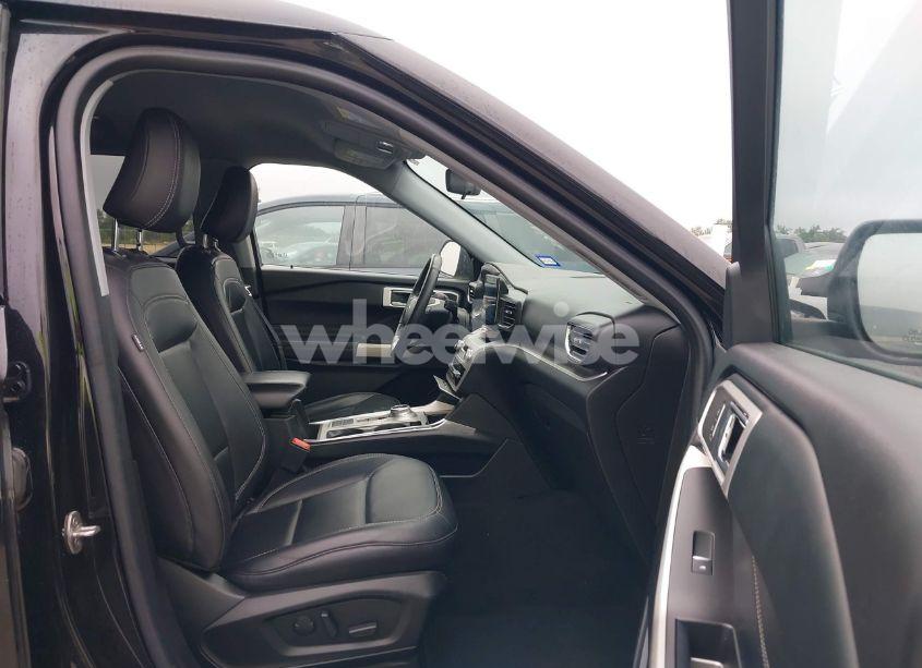 Photo 5 of 2021 Ford Explorer XLT (VIN 1FMSK7DH0MGB78737)