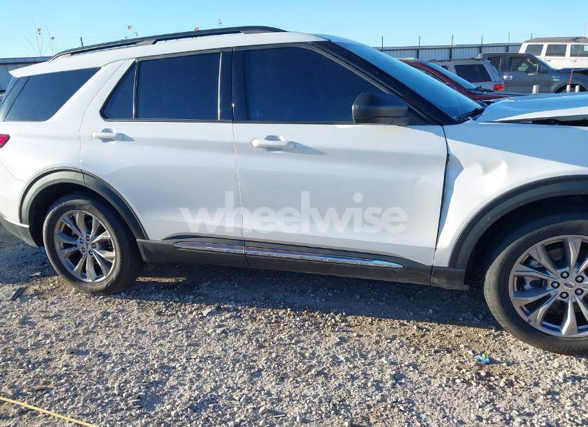 Photo 13 of 2023 Ford Explorer XLT (VIN 1FMSK7DH0PGA37896)