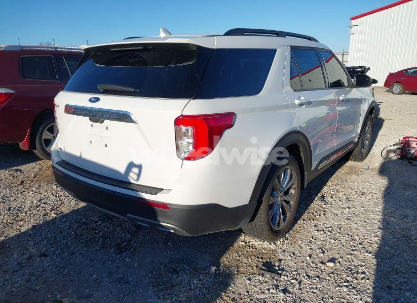 Photo 4 of 2023 Ford Explorer XLT (VIN 1FMSK7DH0PGA37896)