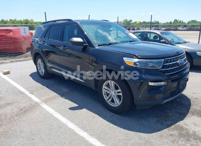 2023 Ford Explorer XLT (VIN 1FMSK7DH0PGA83874) main photo