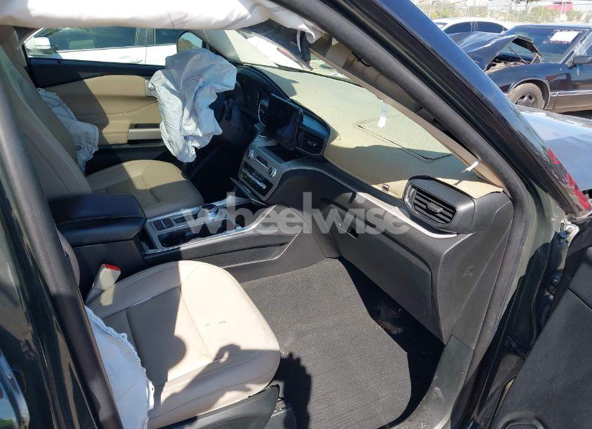 Photo 5 of 2023 Ford Explorer XLT (VIN 1FMSK7DH0PGA99105)