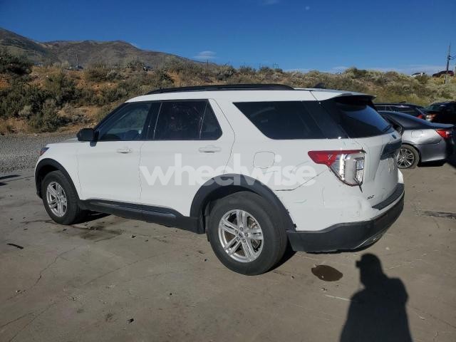 Photo 3 of 2024 FORD EXPLORER XLT (VIN 1FMSK7DH0RGA02861)
