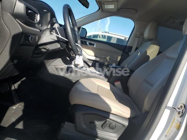 Photo 6 of 2024 FORD EXPLORER XLT (VIN 1FMSK7DH0RGA02861)
