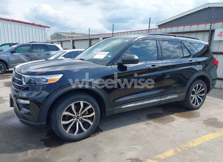 Photo 18 of 2020 Ford Explorer XLT (VIN 1FMSK7DH1LGA80248)