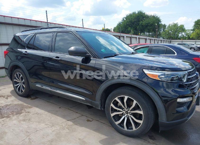 Photo 20 of 2020 Ford Explorer XLT (VIN 1FMSK7DH1LGA80248)