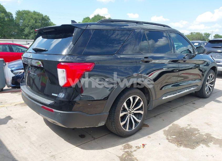 Photo 4 of 2020 Ford Explorer XLT (VIN 1FMSK7DH1LGA80248)