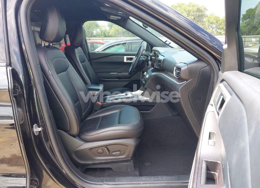 Photo 5 of 2020 Ford Explorer XLT (VIN 1FMSK7DH1LGA80248)