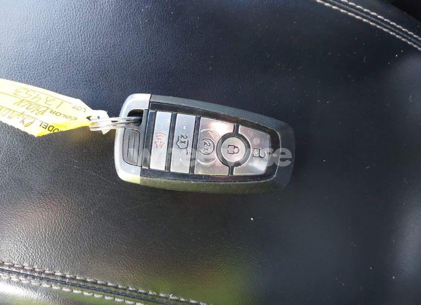 Photo 11 of 2020 Ford Explorer XLT (VIN 1FMSK7DH1LGB89633)