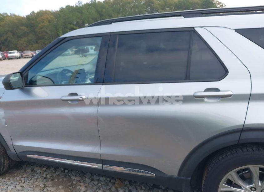 Photo 14 of 2020 Ford Explorer XLT (VIN 1FMSK7DH1LGC96178)