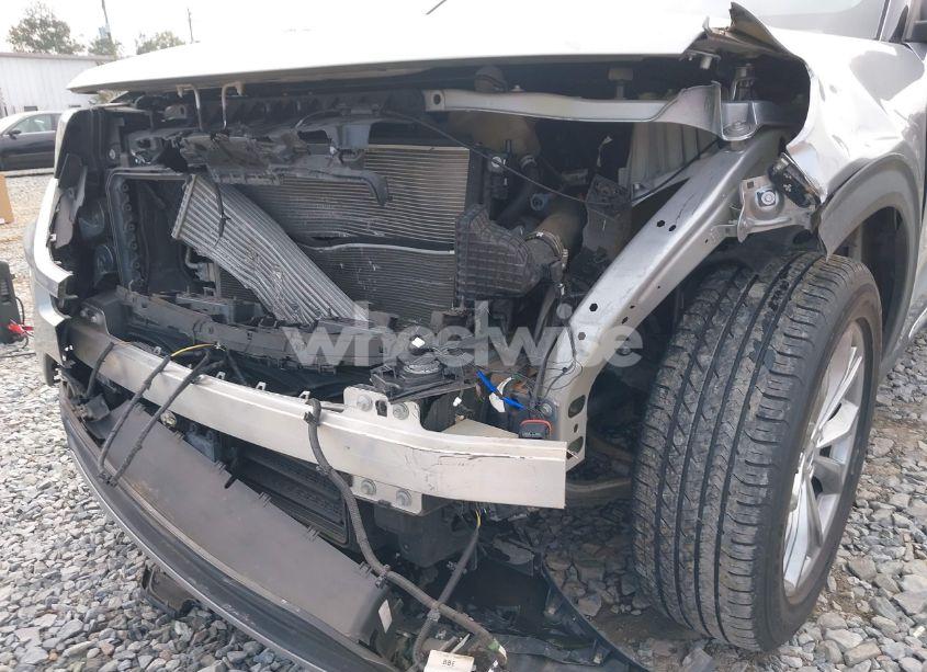 Photo 6 of 2020 Ford Explorer XLT (VIN 1FMSK7DH1LGC96178)