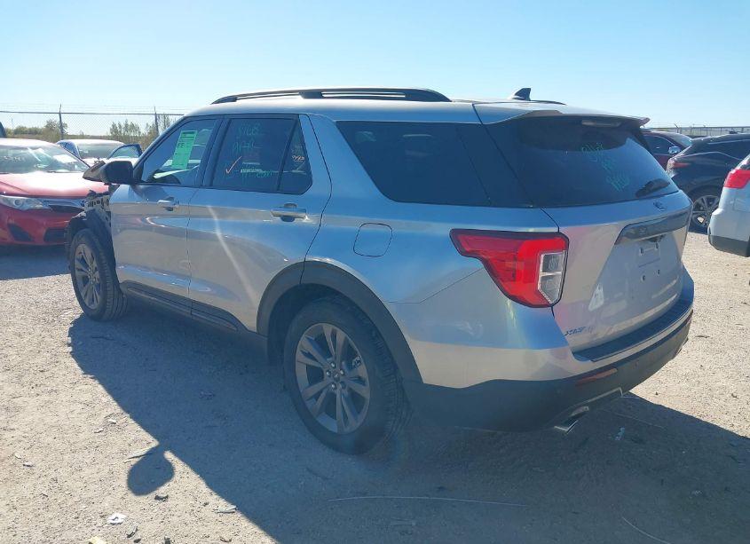Photo 3 of 2021 Ford Explorer XLT (VIN 1FMSK7DH1MGB59193)