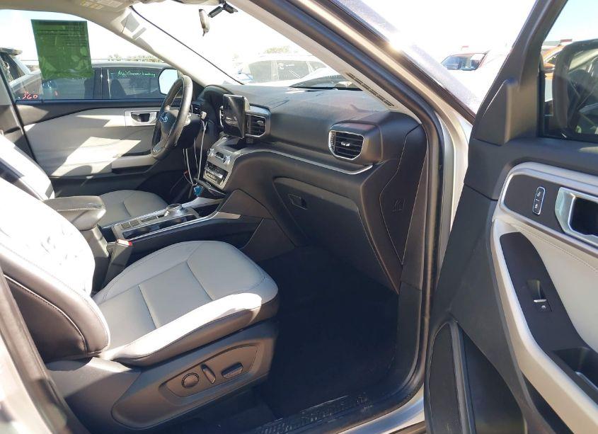 Photo 5 of 2021 Ford Explorer XLT (VIN 1FMSK7DH1MGB59193)